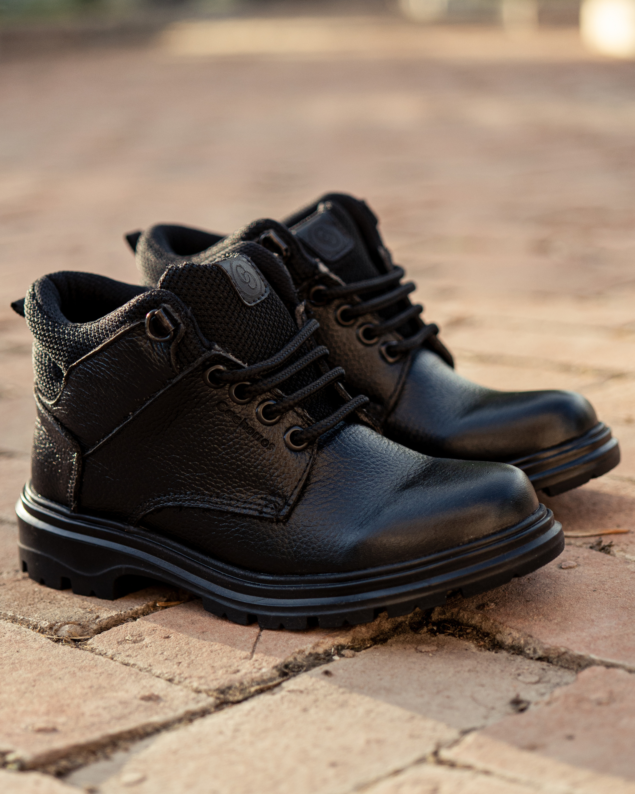 Bota Niño 60260 Piel Negro Cachorros