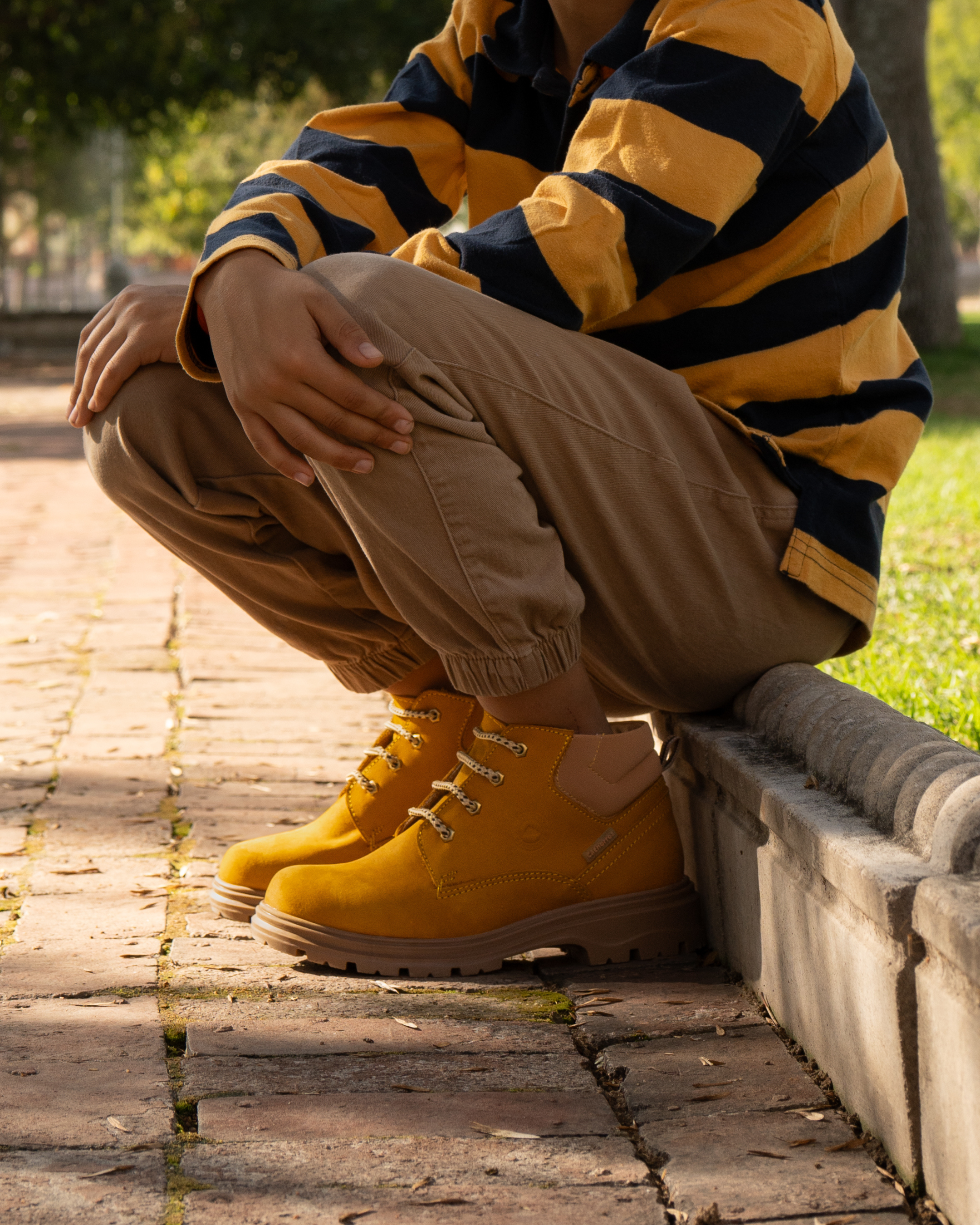 Bota Niño 6146 Piel Oro