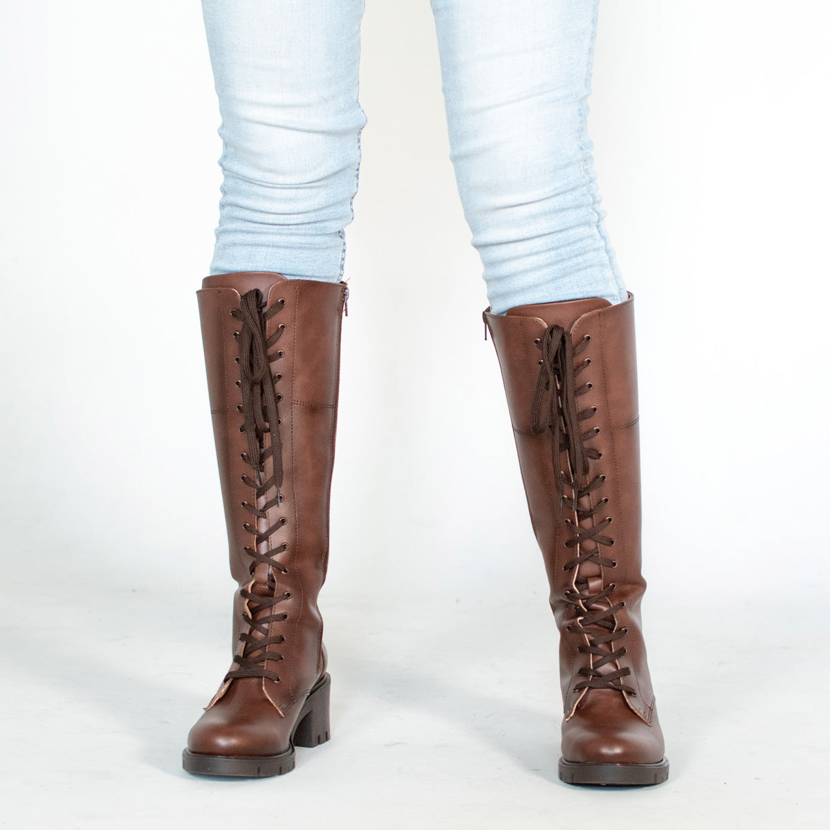 Bota Alta 85110 Davina Café Claro
