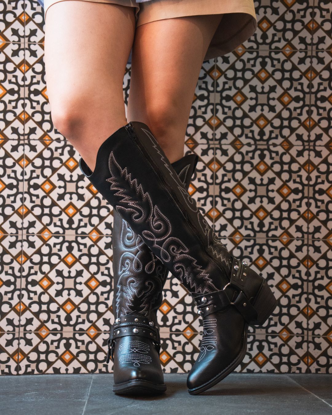 Bota Vaquera Alta Mujer 96532 Davina Kathia Piel Negro