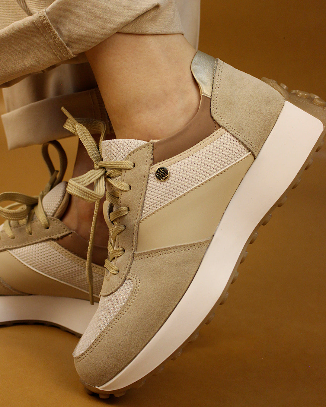 Tenis Dama 35010 Davina Gamuza Late