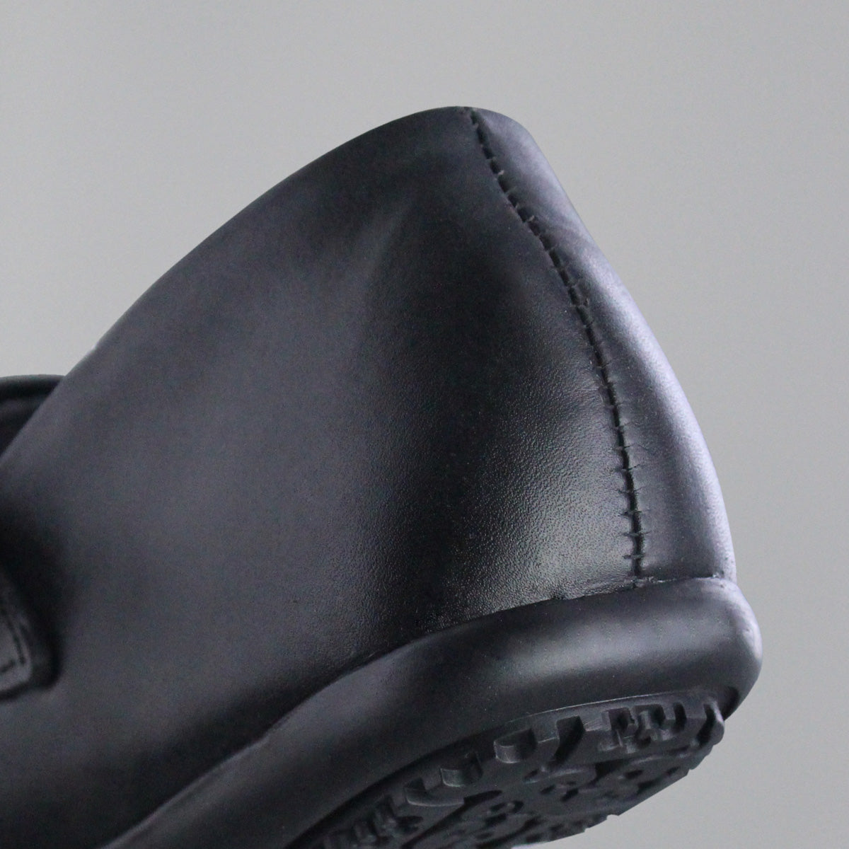 Zapato Escolar Niña 3821 Piel Negra con Velcro
