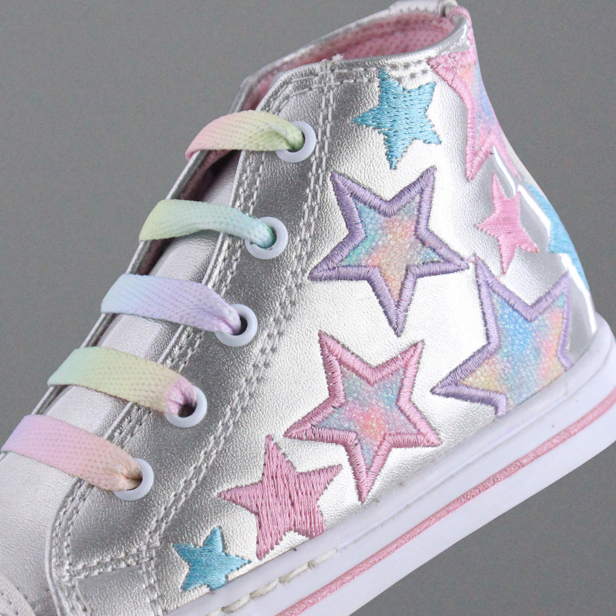 Tenis Niña 601 Plata con Estrellas