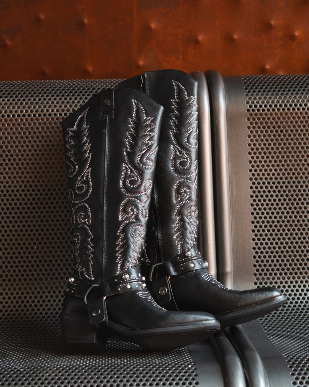 Bota Vaquera Alta Mujer 96532 Davina Kathia Piel Negro