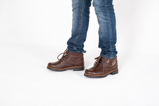 Bota Niño  60377 Piel Café con Agujetas
