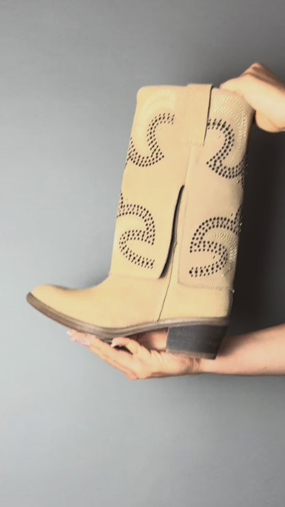 Bota Vaquera Mediana Mujer 96421 Emilia Gamuza Arena