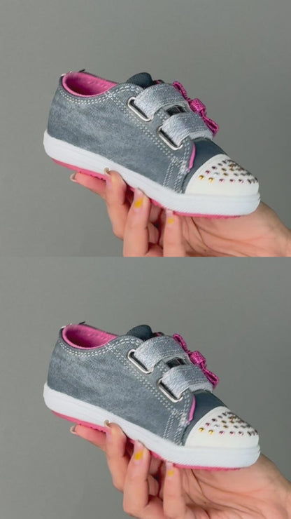 Tenis Niña 305 Azul Velcro con Corazón y Flor
