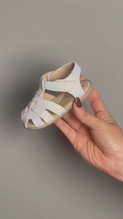 Sandalia Niña 20420 Nacarado Cruzado con Velcro