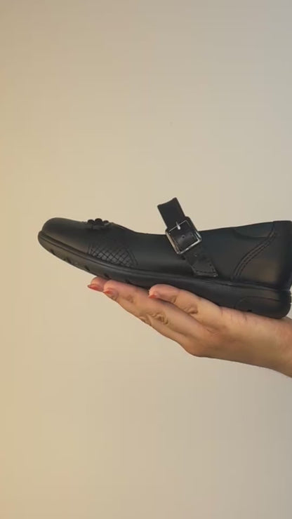 Zapato Escolar Niña 9241 Piel Negra con Flor