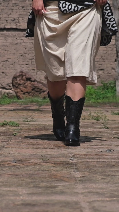 Bota Vaquera Mediana Mujer 96394 Davina Piel Negro con Estribo